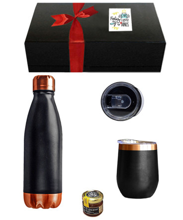 Botella, mug y mermelada regalo de cumpleaños